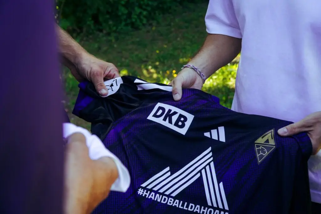 DKB wird Gründungspartnerin der Handballgemeinschaft München 2